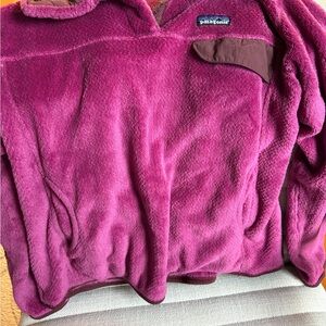Patagonia Fleece Pullover – Size L – Berry Purple